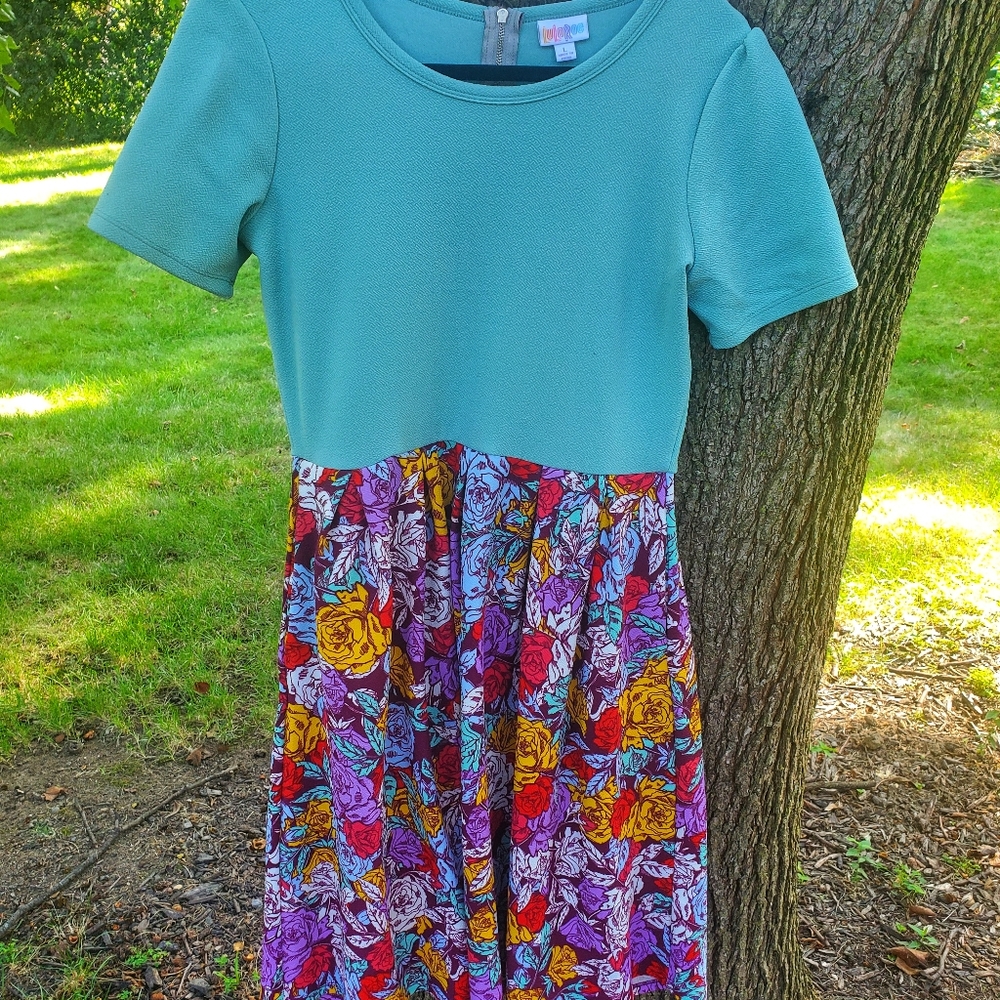 2/$20 Aqua and Floral Amelia